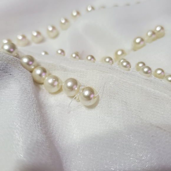 le Chateau Dress - Picture 11 of 11